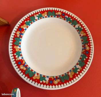 Lot vaisselle de Noël (image 3)
