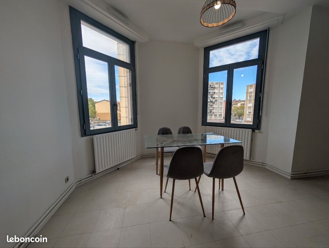 Appartement 2 pièces 54 m² · à Villefranche-sur-Saône · 54 m² · 790 €/mois