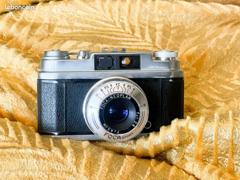 Appareil photo argentique FOCA 2 étoiles Objectif Oplar Vintage