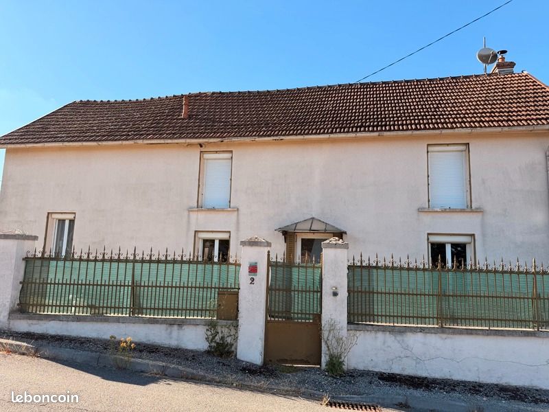 Maison 6 pièces 163 m² · à Lamarche-sur-Saône · 163 m² · 195 000 €