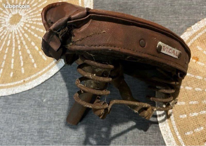 Ancienne selle Vidal (image 3)