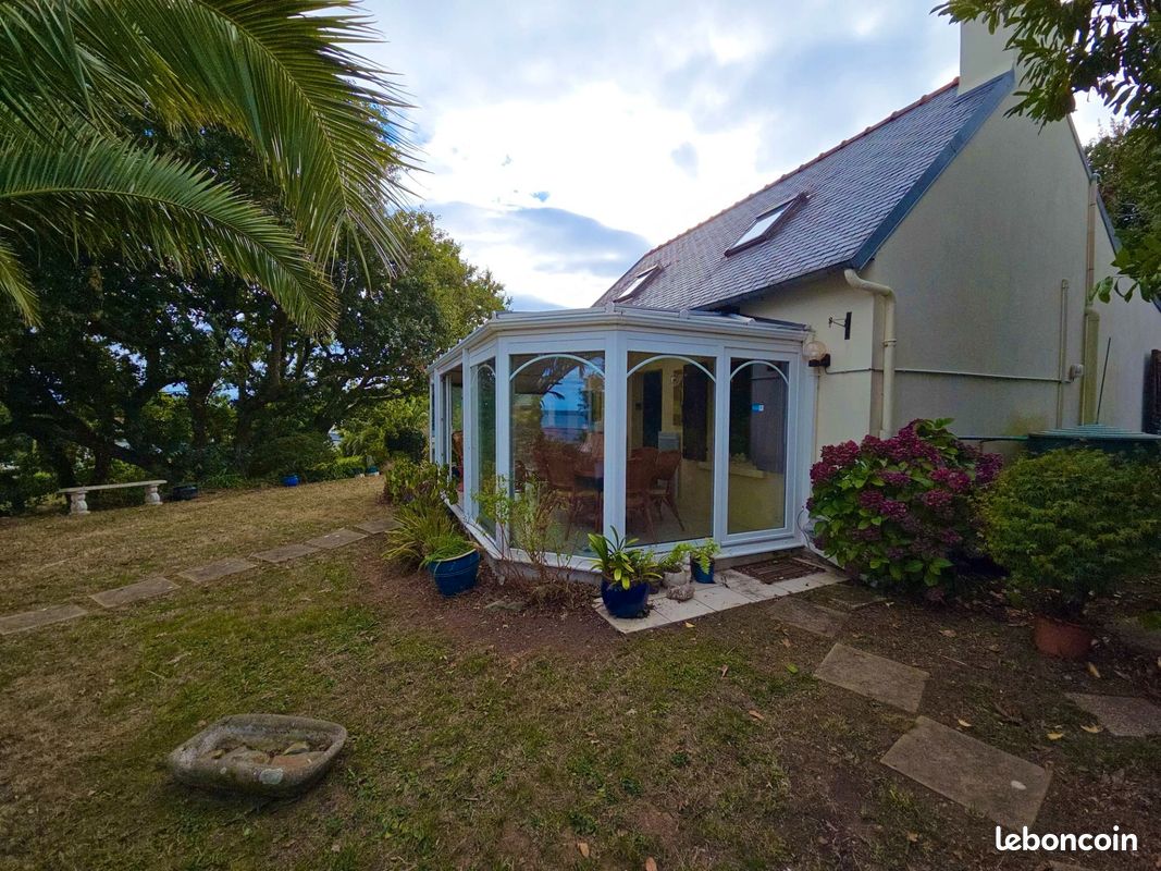 Maison 10 pièces 82 m² · à Roscanvel · 82 m² · 229 000 €