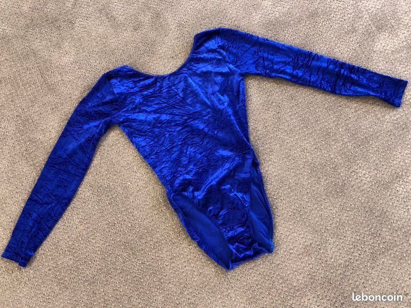 Justaucorps velours bleu taille 36 (image 1)