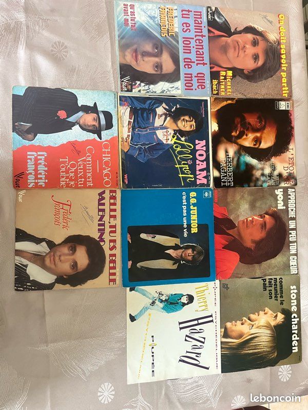 Lot de 10 vinyles 45T (image 1)