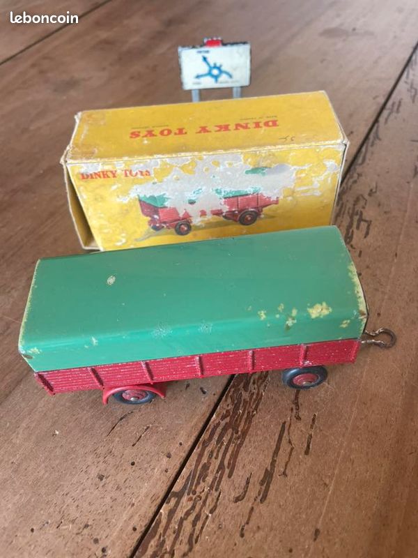 DINKY TOYS REMORQUE BACHEE Réf 70 ET SA BOITE D'ORIGINE defraichie et tachee EUR 30,00 - FR
