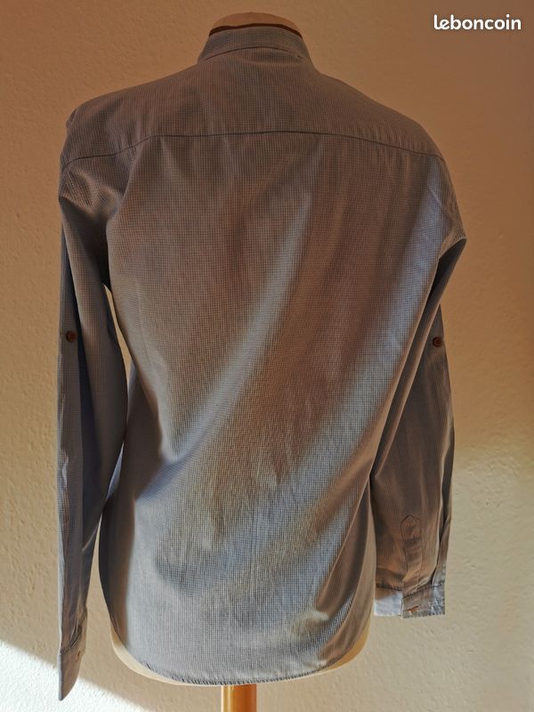 Chemise bleu clair Fred Perry taille L très bon état col et boutons très originaux (image 5)