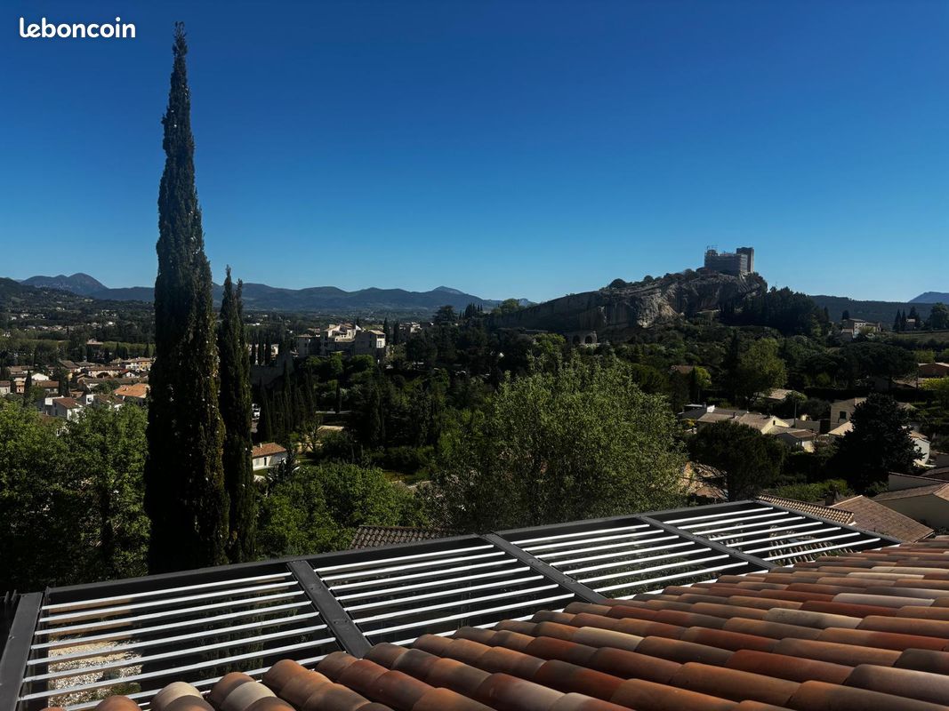Appartement 3 pièces 99 m² · à Vaison-la-Romaine · 99 m² · 525 000 €