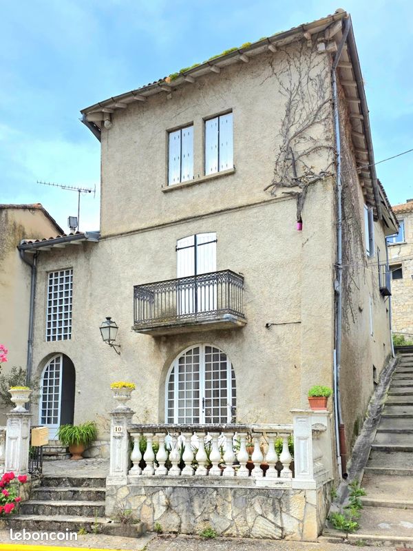 Maison 8 pièces 166 m² · à Lauzerte · 166 m² · 151 000 €