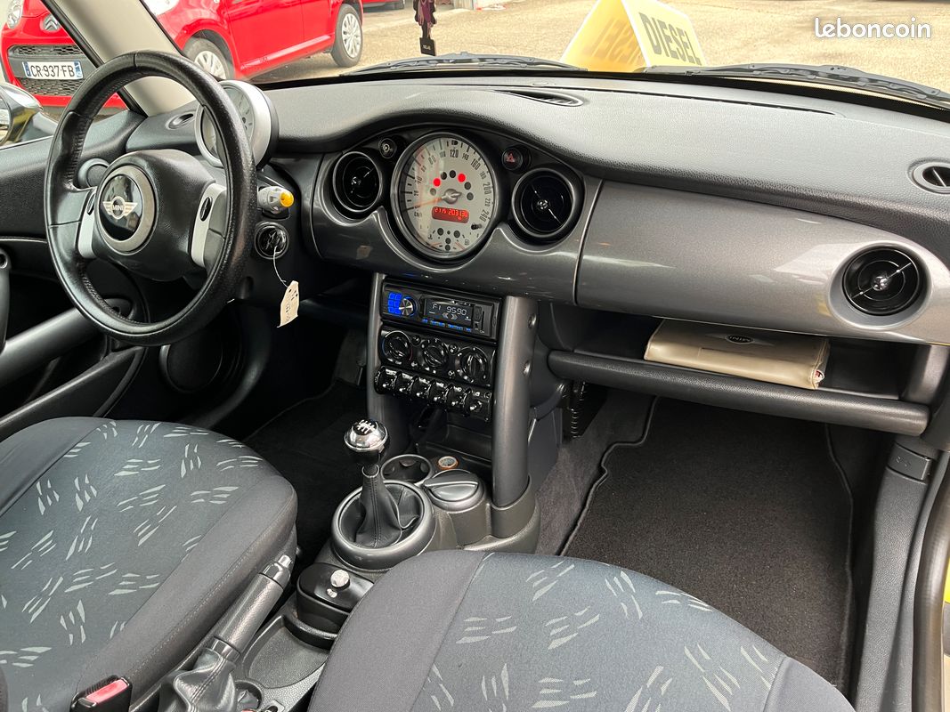 Belle Mini cooper d4d CLIM POSSIBILITE GARANTIE 12 / 24 / 36 MOIS (image 7)