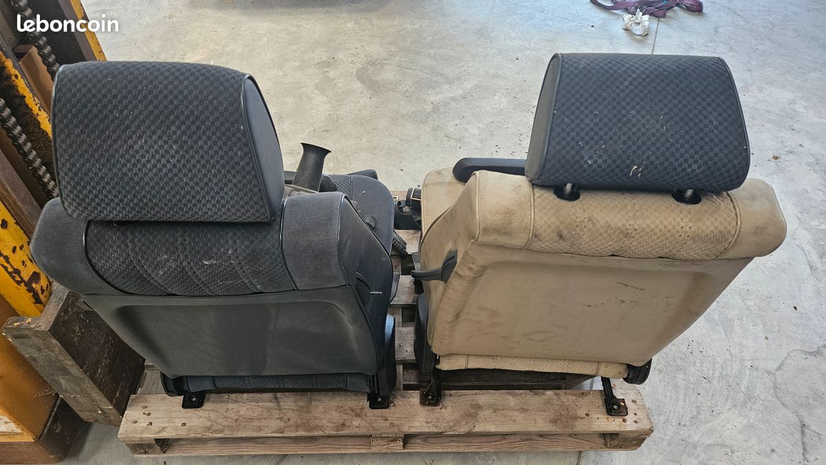Lot de Pièces BMW E30 Coupé / Berline (image 2)