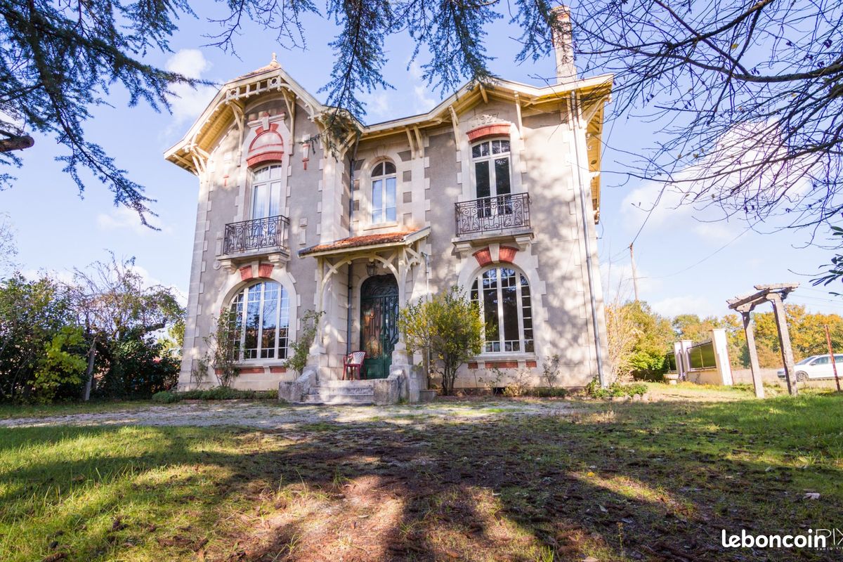 Maison 7 pièces 196 m² · à Belin-Béliet · 196 m² · 1 445 €/mois