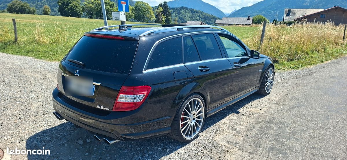 Mercedes w204 c63 amg break (image 2)