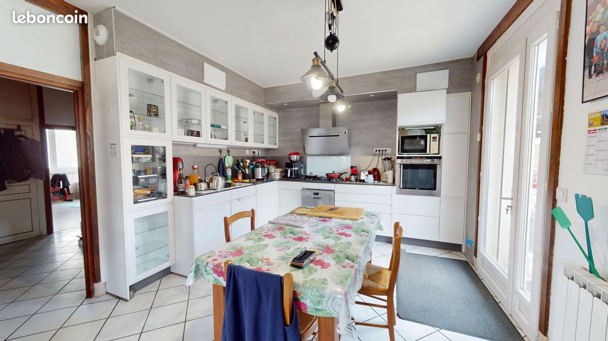 Maison 5 pièces 121 m² · à Bourges · 121 m² · 189 000 €