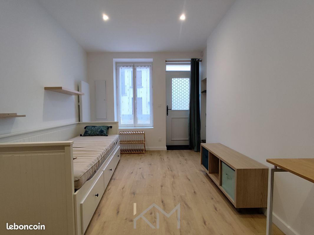 Appartement 1 pièce 19 m² · à Poitiers · 19 m² · 525 €/mois