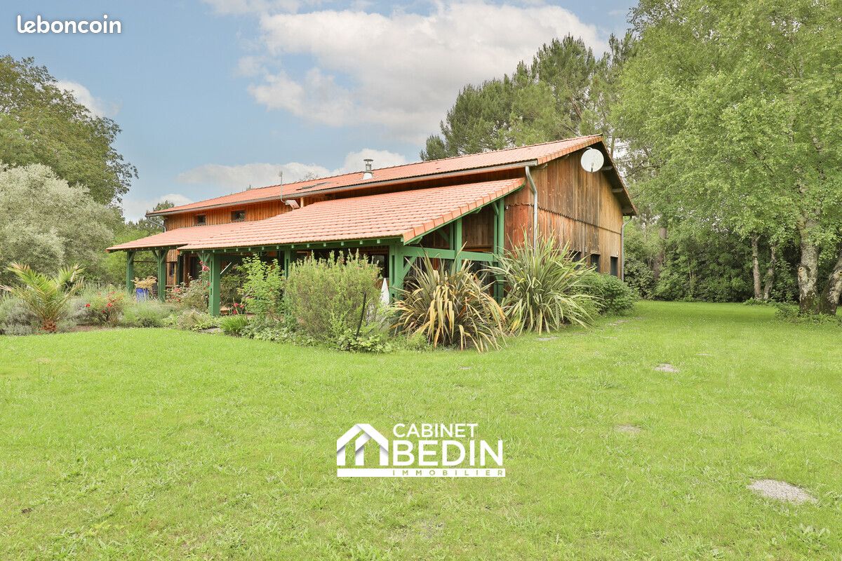 Maison 8 pièces 292 m² · à Gujan-Mestras · 292 m² · 889 000 €