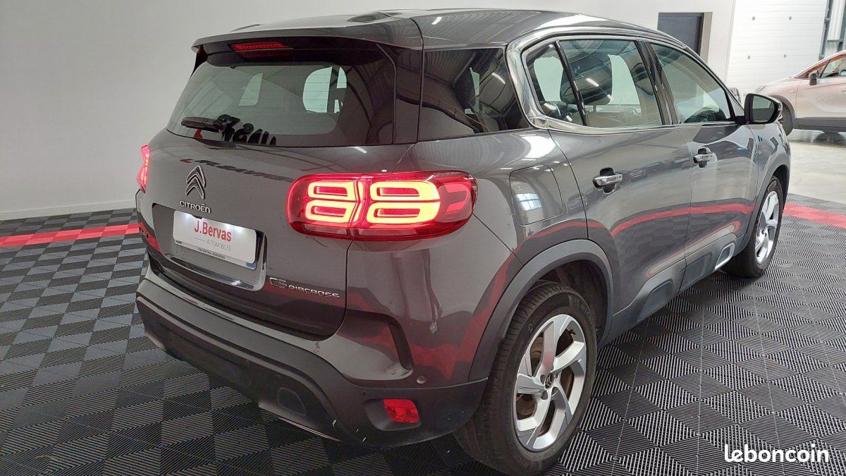 Citroën C5 Aircross Hybrid 225 ë-EAT8 Business (image 4)