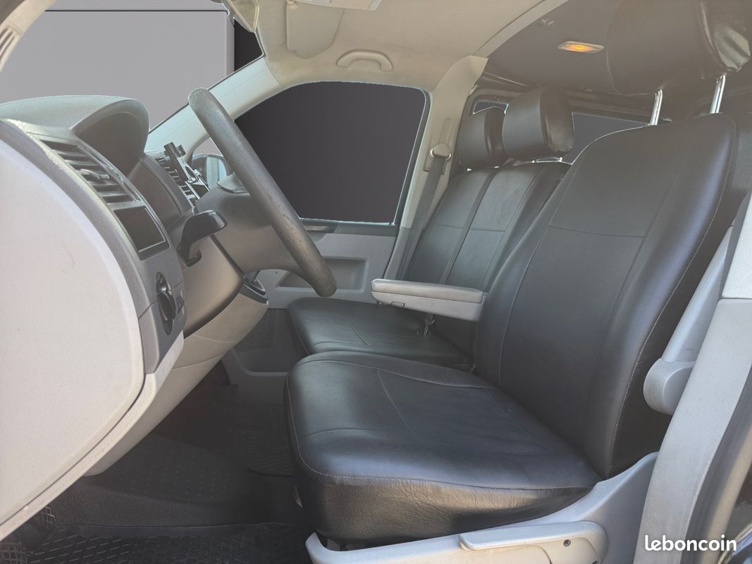 VOLKSWAGEN TRANSPORTER T5 102Ch 6 Places Climatisation Radio Garantie 12 mois (image 9)