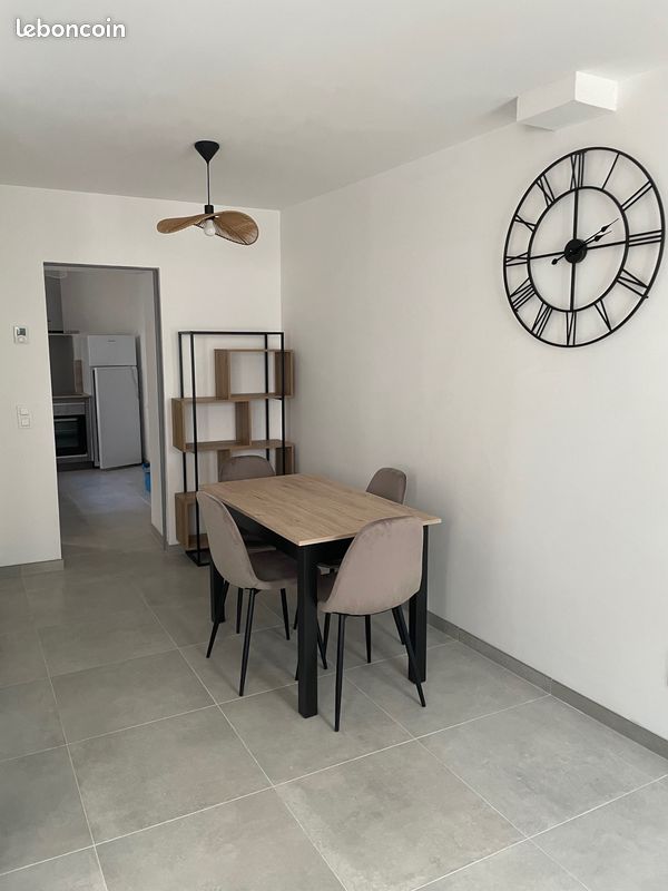 Maison 4 pièces 70 m² · à Nîmes · 70 m² · 850 €