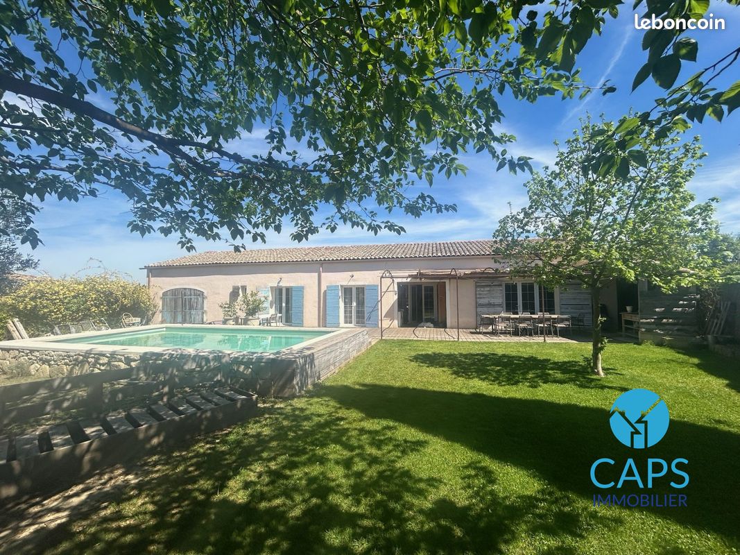 Maison 6 pièces 181 m² · à Sommières · 181 m² · 652 000 €