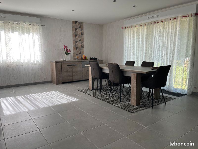 Maison 6 pièces 150 m² · à Meilhards · 150 m² · 244 950 €