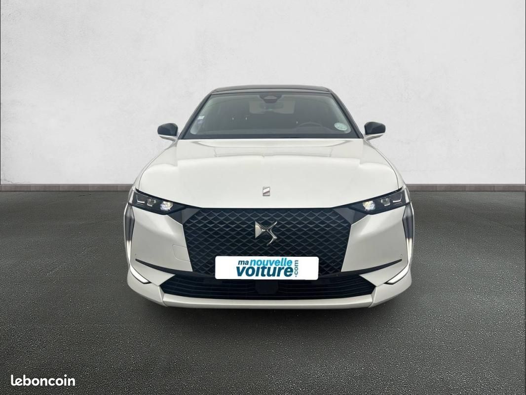 DS 4 Hybride E-Tense 225 EAT8 - Performance Line+ (image 2)