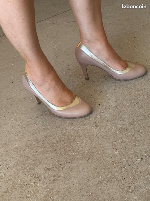 Paire d’escarpins, talon de 7cm (image 8)
