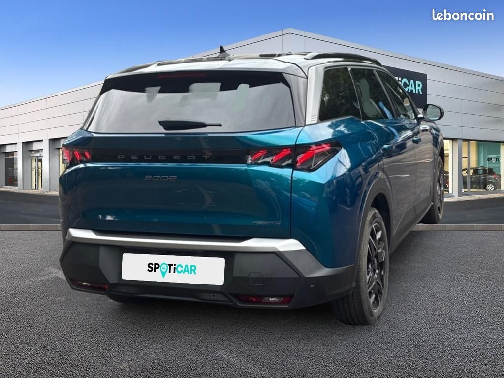 Peugeot 5008 Hybrid 145 ch e-DCS6 GT (image 2)