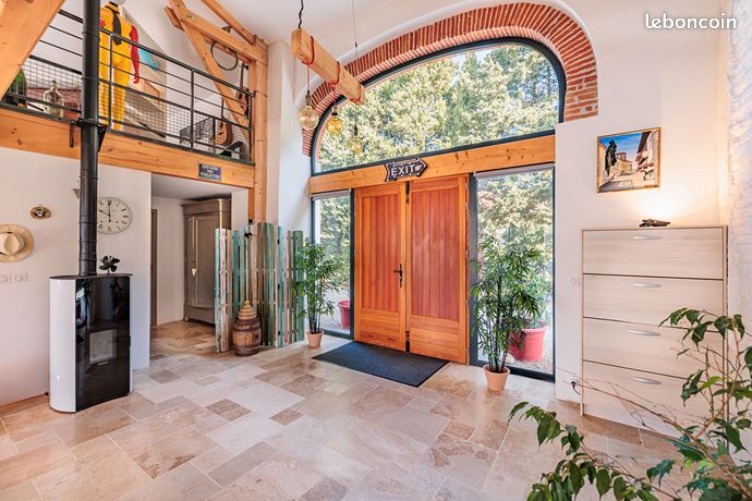 Maison 10 pièces 308 m²