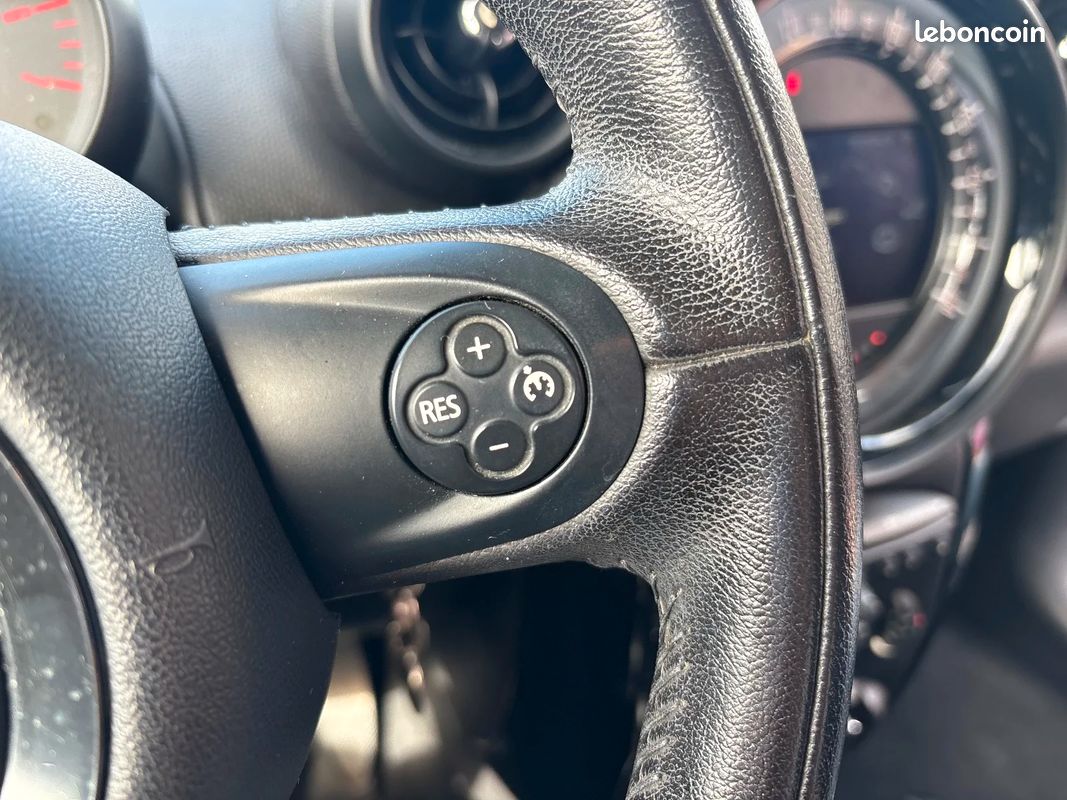 MINI COUNTRYMAN R60 112 ch Cooper D A / 4 PNEUS NEUFS (image 18)