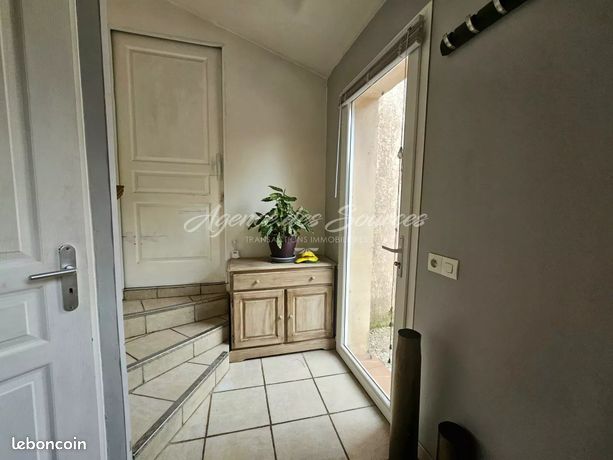 https://img.leboncoin.fr/api/v1/lbcpb1/images/23/1e/2b/231e2b8c8865ca10d57a6a6978674f16d620b8fe.jpg?rule=ad-image