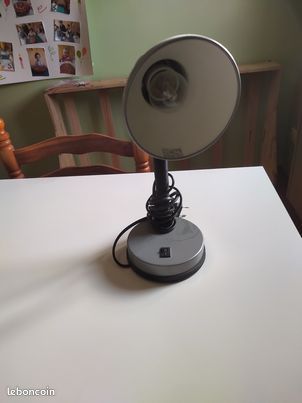 Lampe de bureau enfant grise (image 1)
