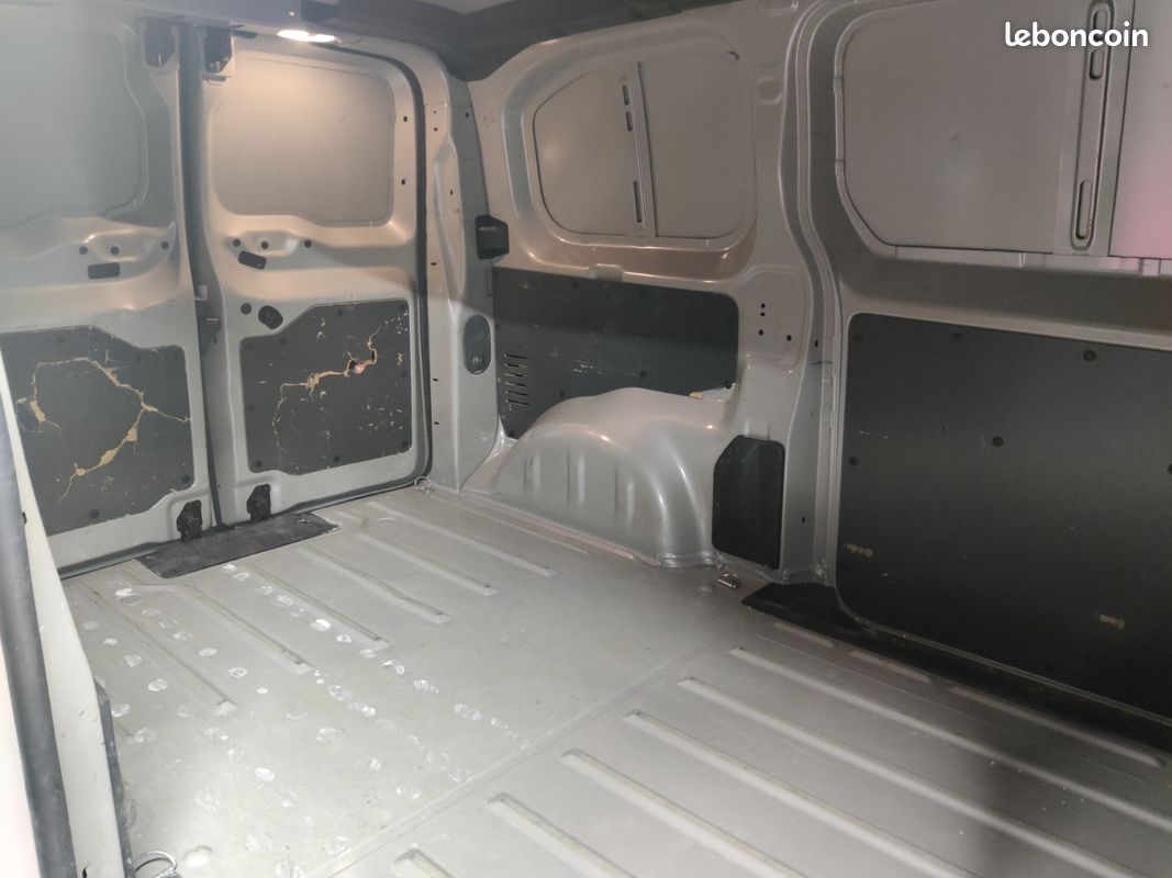 Citroen jumpy fourgon m bluehdi 180 ss eat8 driver (image 19)