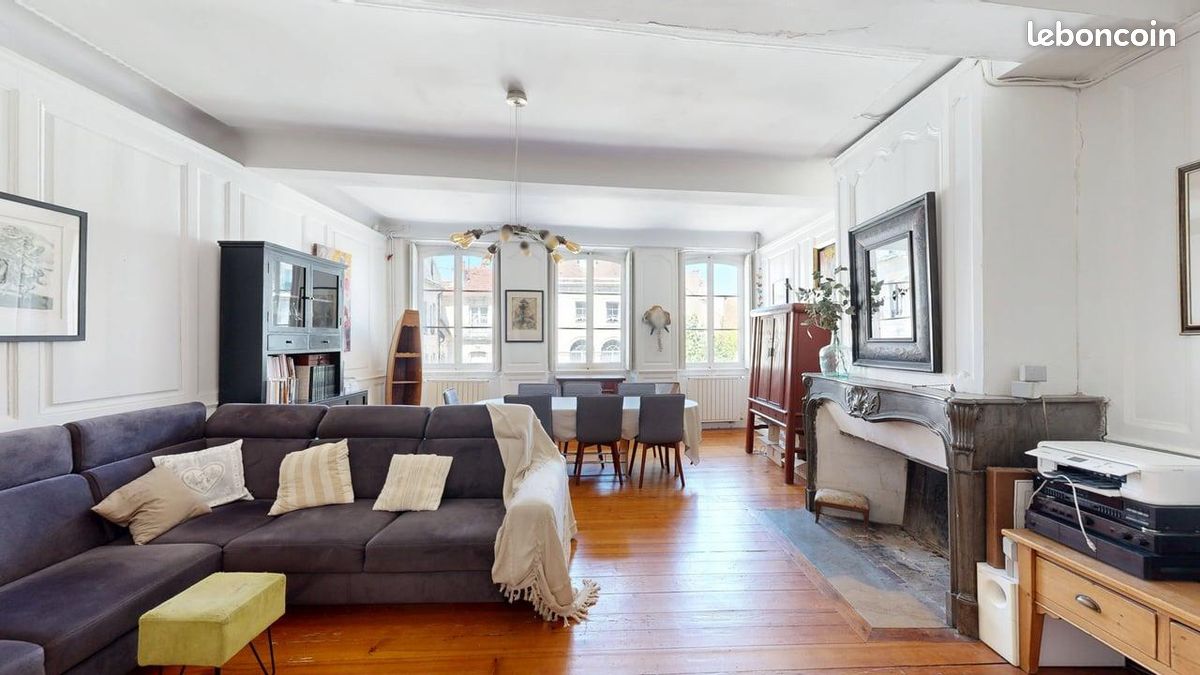 Appartement 7 pièces 185 m² · à Besançon · 185 m² · 365 000 €