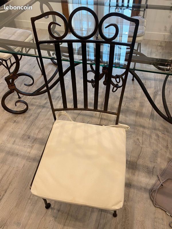Table en verre + chaises (image 2)