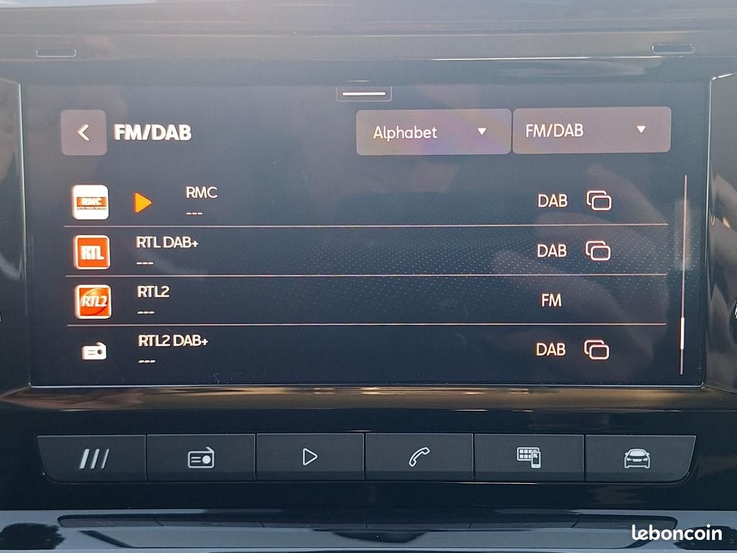 Seat Arona 1.0 TSI 95 ch Start/Stop BVM5 Copa (image 17)