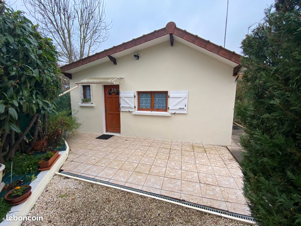 Appartement 1 pièce 20 m² · à Le Plessis-Trévise · 20 m² · 625 €/mois