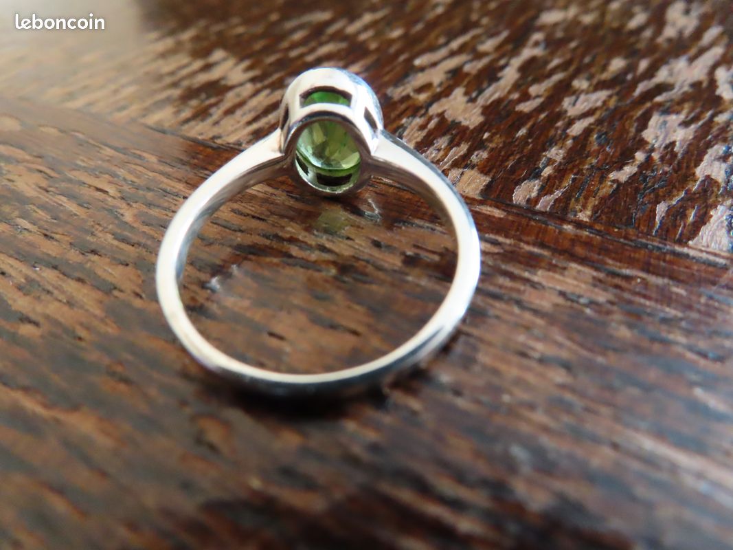 Bague En Argent Avec Pierre Péridot - Taille 57 - Neuf Sans Emballage