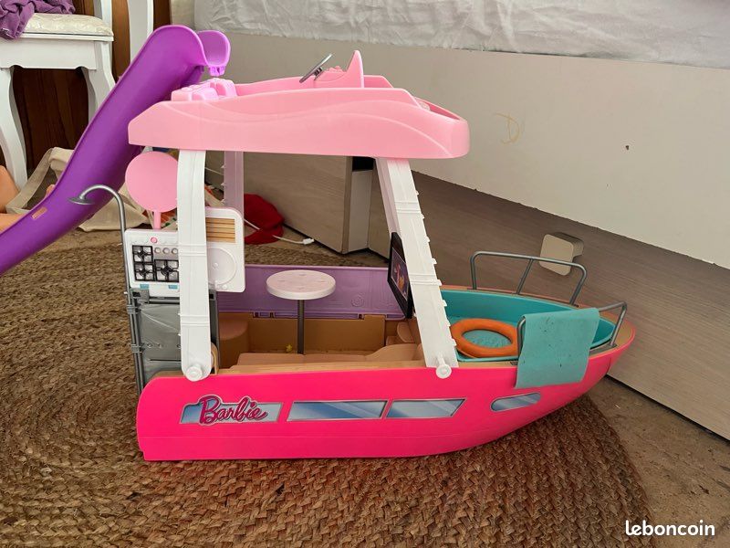 Bateau barbie (image 2)