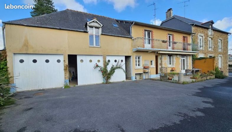 Local commercial 15 pièces 255 m² · à Fougères · 255 m² · 415 600 €