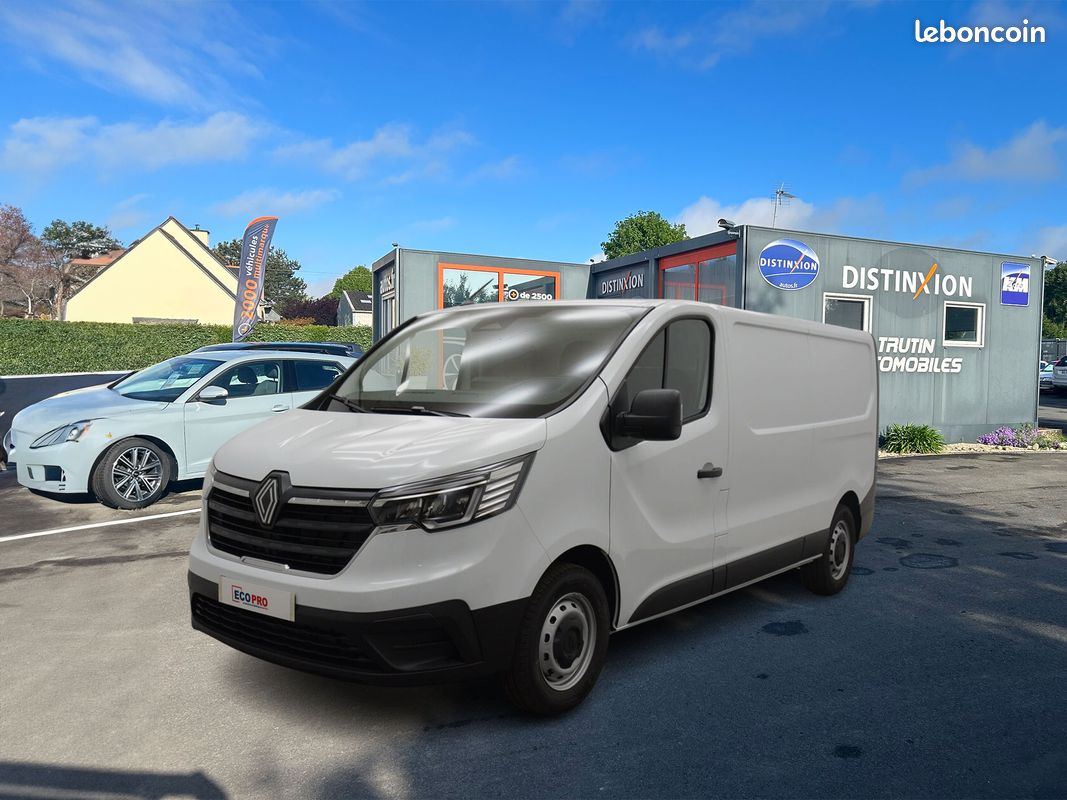 Renault Trafic Van L2H1 Advance 3T Blue dCi 150 Auto - Leasing (image 1)