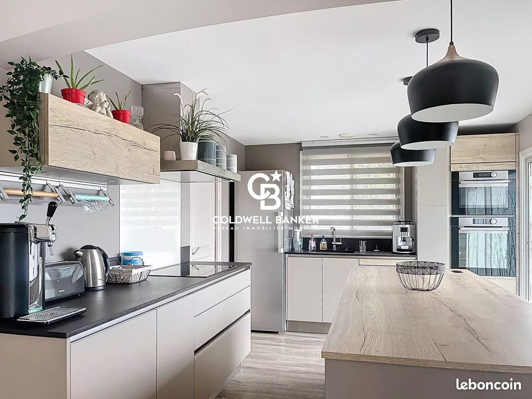 Maison 5 pièces 170 m² · à Longeville-sur-Mer · 170 m² · 512 000 €