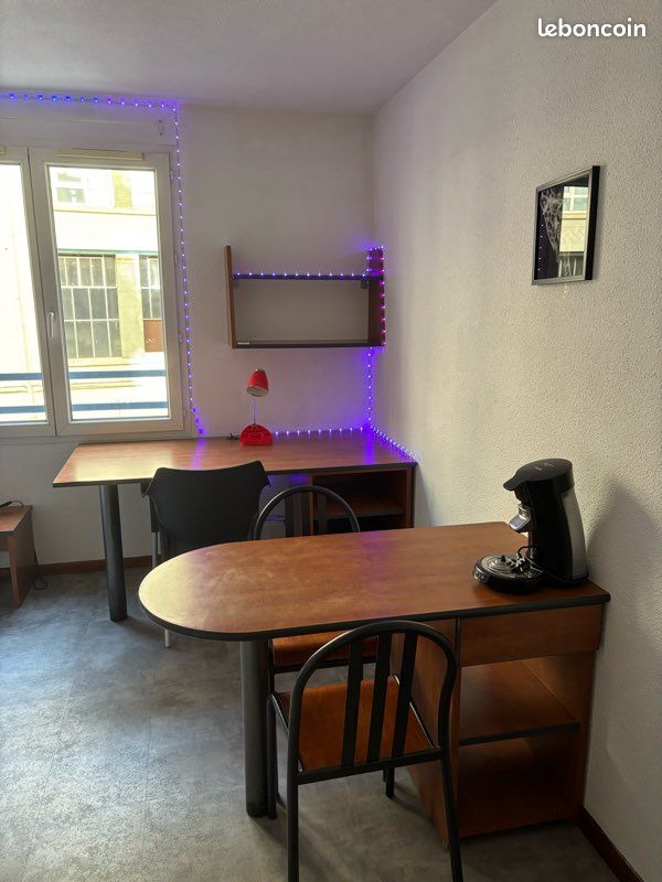 Appartement 1 pièce 19 m² · à Saint-Étienne · 19 m² · 350 €