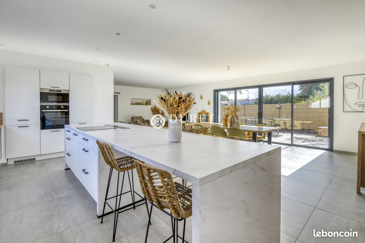 Maison 5 pièces 150 m² · à Aubigny-les Clouzeaux · 150 m² · 399 900 €