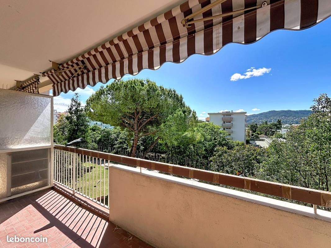 Appartement 4 pièces 70 m² · à Cannes · 70 m² · 245 000 €