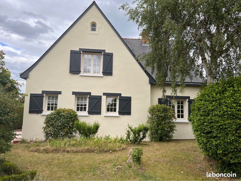 Maison 9 pièces 250 m² · à Baugé-en-Anjou · 250 m² · 355 000 €