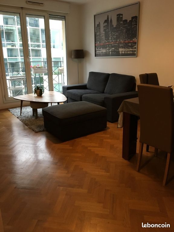 Appartement 2 pièces 44 m² · à Issy-les-Moulineaux · 44 m² · 1 337 €/mois