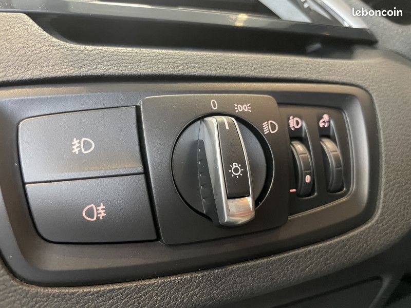Bmw X1 (F48) SDRIVE18I 140CH LOUNGE (image 25)