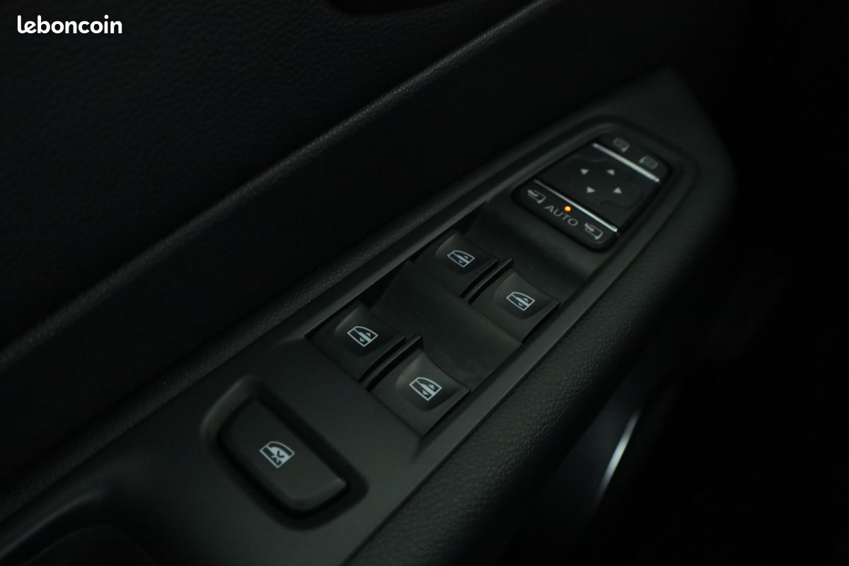 Renault Captur 0.9 TCe Energy Intens 90 ch (image 26)