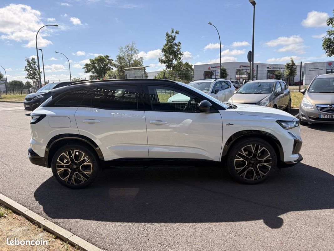 Renault Austral esprit Alpine full hybrid E-Tech 200 -26 (image 5)