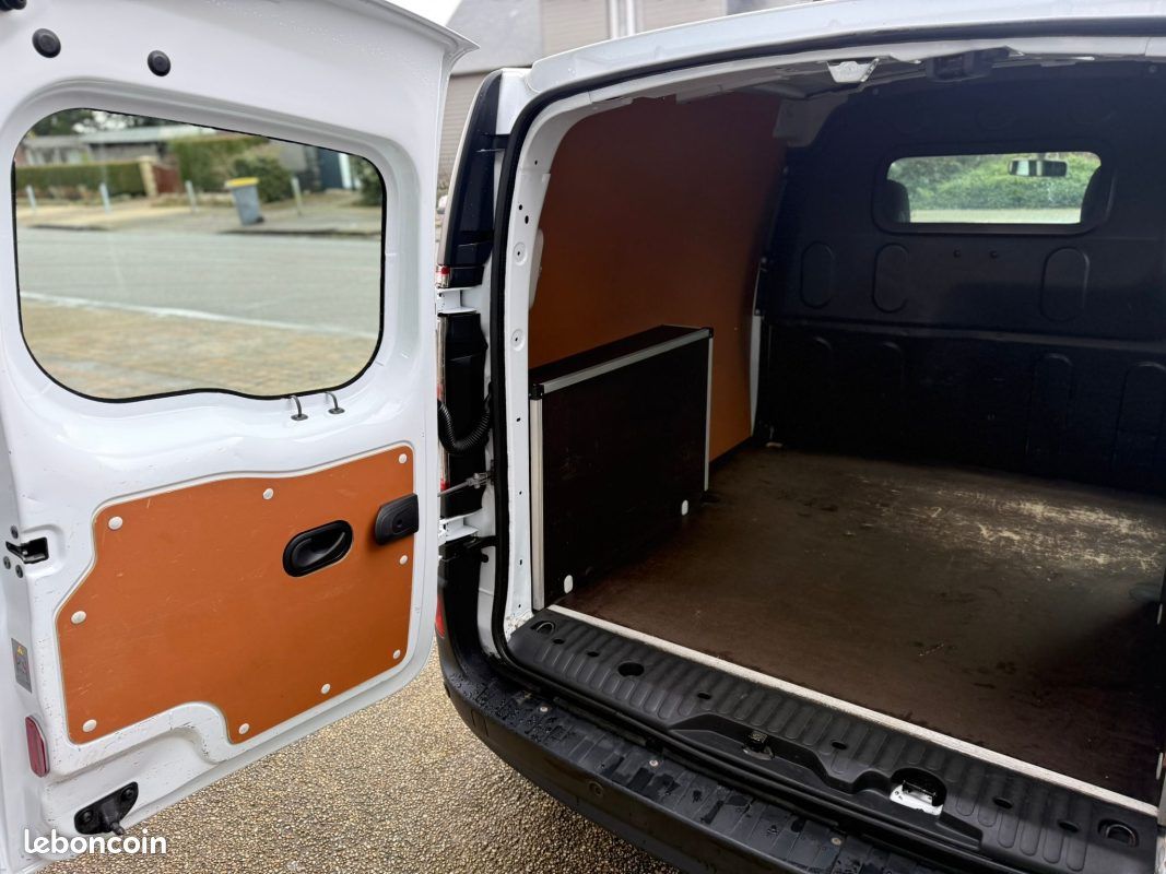 Renault Kangoo Express II 1.5 e-DCi 95Ch Extra R-Link - TVA Récupérable (image 15)